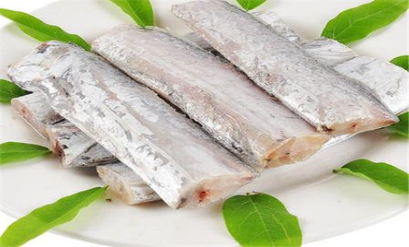 帶魚表面會發黃的原因